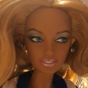 Meet your Posher, Regina